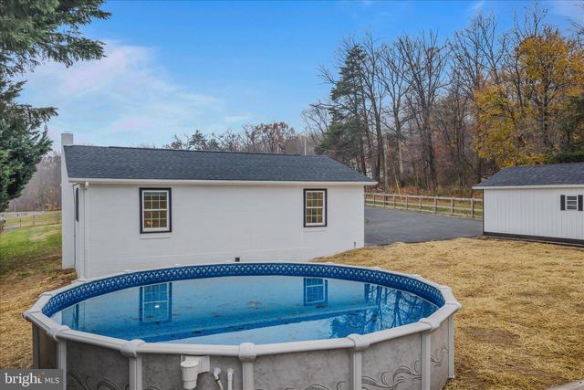 3032 DRY RUN RD, Martinsburg, WV 25403