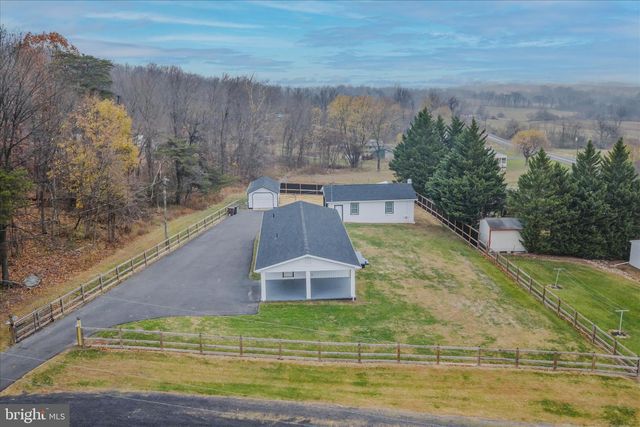 3032 DRY RUN RD, Martinsburg, WV 25403