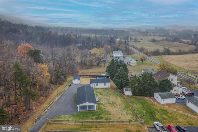 3032 DRY RUN RD, Martinsburg, WV 25403