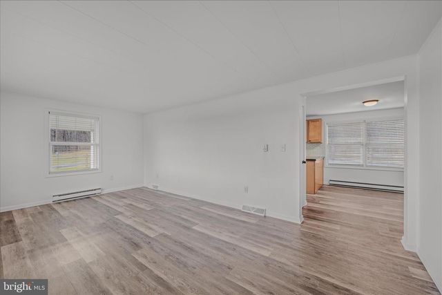 3032 DRY RUN RD, Martinsburg, WV 25403