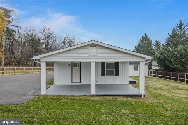 3032 DRY RUN RD, Martinsburg, WV 25403