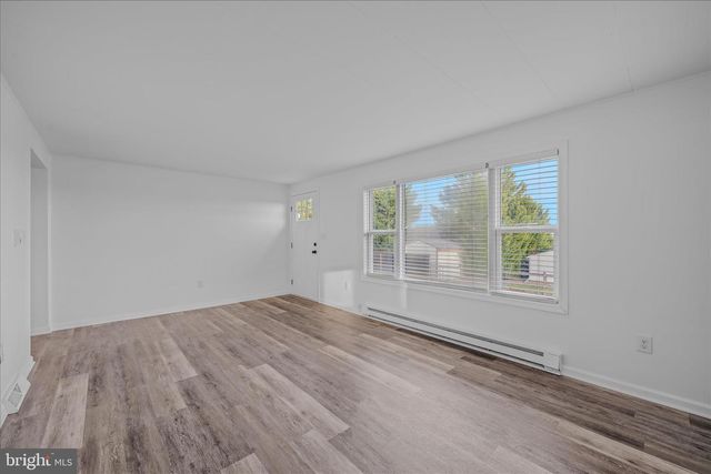 3032 DRY RUN RD, Martinsburg, WV 25403