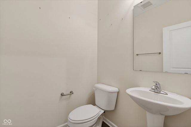 10828 Penwell Way, Indianapolis, IN 46235