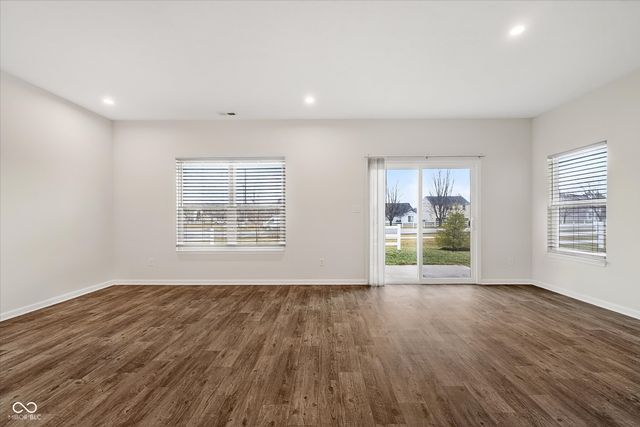 10828 Penwell Way, Indianapolis, IN 46235