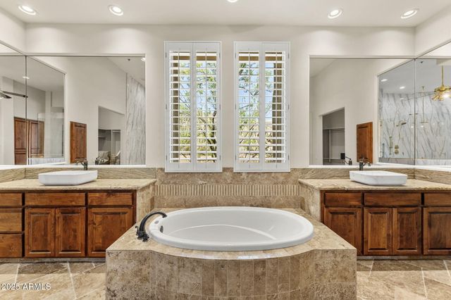 11986 N 134TH Place, Scottsdale, AZ 85259