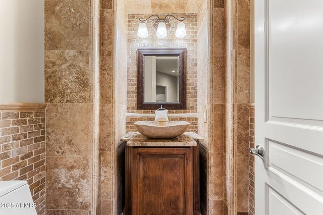 11986 N 134TH Place, Scottsdale, AZ 85259