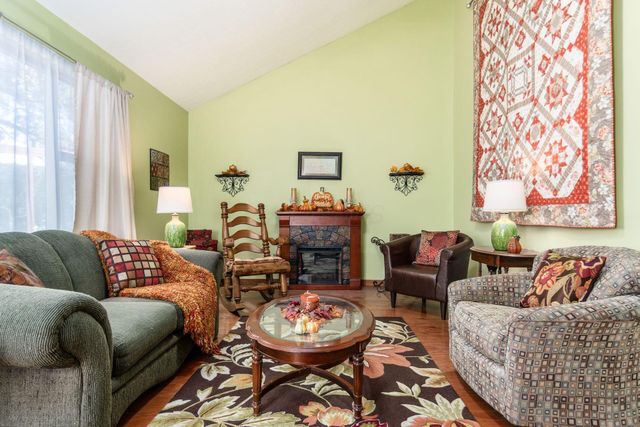 5834 Stoneshead Court, Westerville, OH 43081