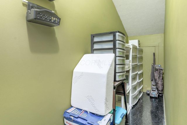 5834 Stoneshead Court, Westerville, OH 43081