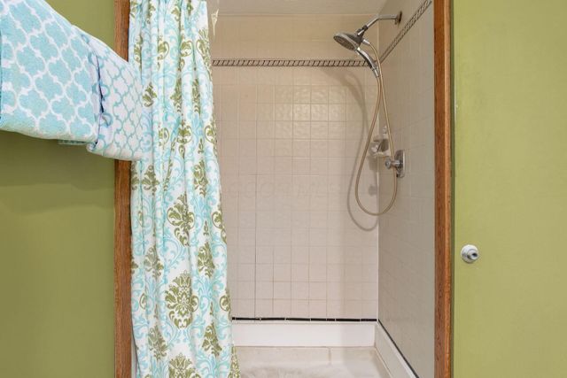 5834 Stoneshead Court, Westerville, OH 43081