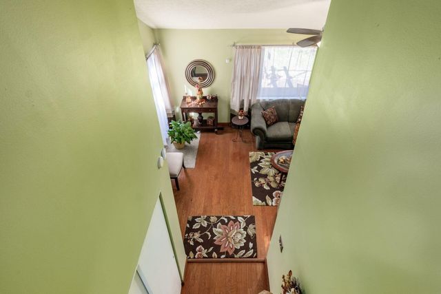 5834 Stoneshead Court, Westerville, OH 43081