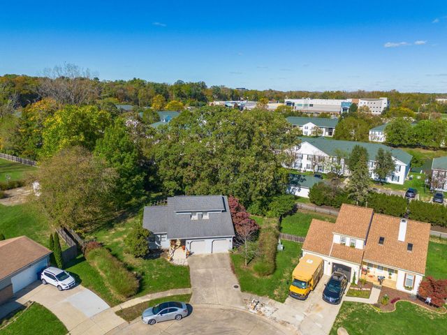 5834 Stoneshead Court, Westerville, OH 43081