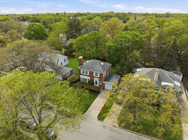 6822 N Kenton Avenue, Lincolnwood, IL 60712