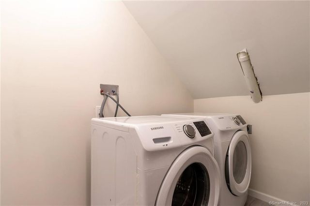 112 Thomas Street, West Hartford, CT 06119