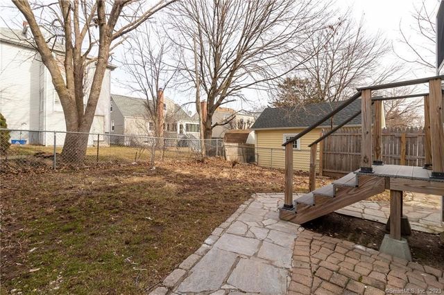 112 Thomas Street, West Hartford, CT 06119