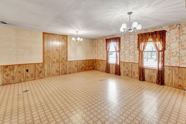 10957 N Us Highway 77, Schulenburg, TX 78956