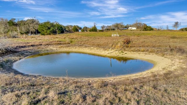 10957 N Us Highway 77, Schulenburg, TX 78956