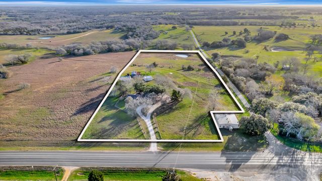 10957 N Us Highway 77, Schulenburg, TX 78956