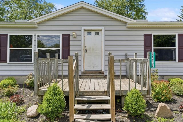 4587 Battery Street, Brookville, OH 45309