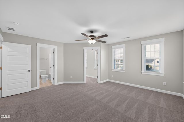 214 E Wellesley Drive, Clayton, NC 27520