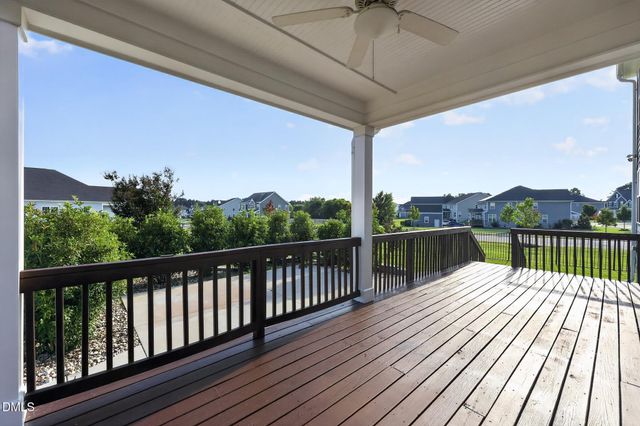 214 E Wellesley Drive, Clayton, NC 27520