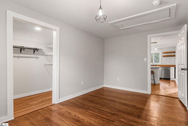 143 Skyuka Street, Drayton, SC 29333