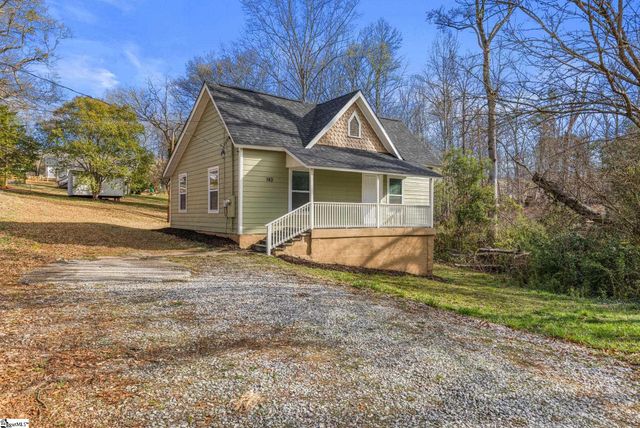 143 Skyuka Street, Drayton, SC 29333