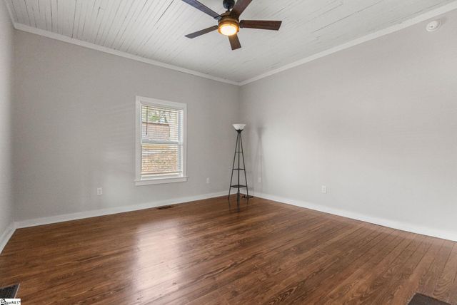 143 Skyuka Street, Drayton, SC 29333