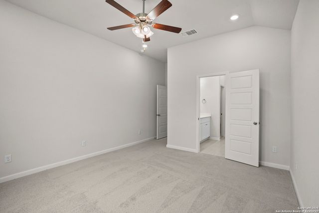 6807 Comanche Band, San Antonio, TX 78233