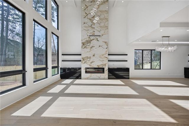 1343 Merry NE Lane, Atlanta, GA 30329