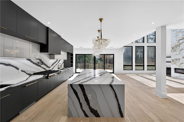 1343 Merry NE Lane, Atlanta, GA 30329