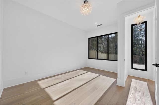 1343 Merry NE Lane, Atlanta, GA 30329