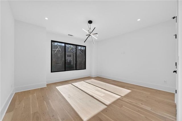 1343 Merry NE Lane, Atlanta, GA 30329