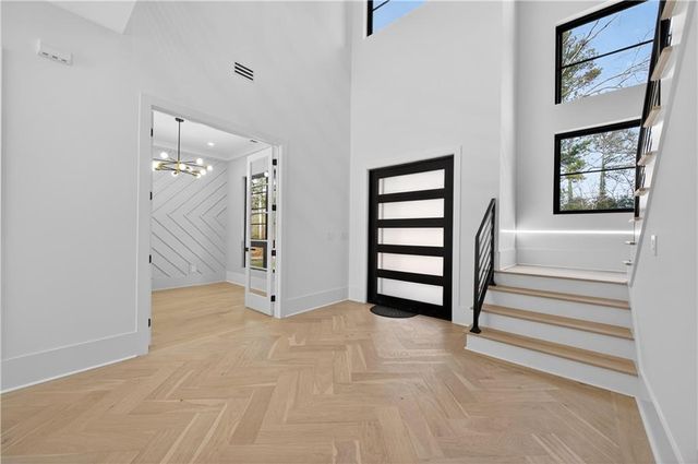 1343 Merry NE Lane, Atlanta, GA 30329