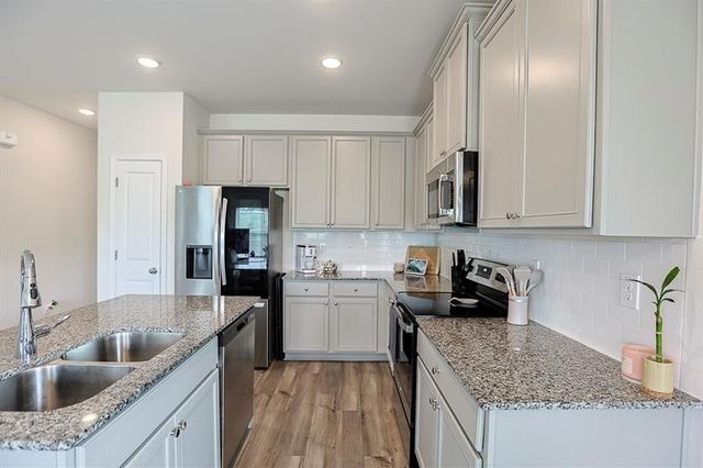 84 Regent Park, Hoschton, GA 30548