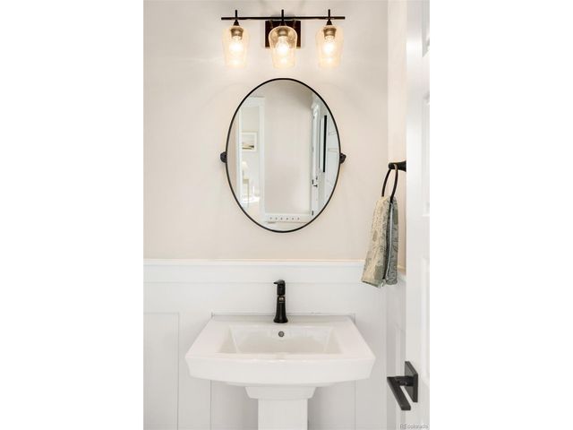 6355 N Dayton Way, Denver, CO 80238