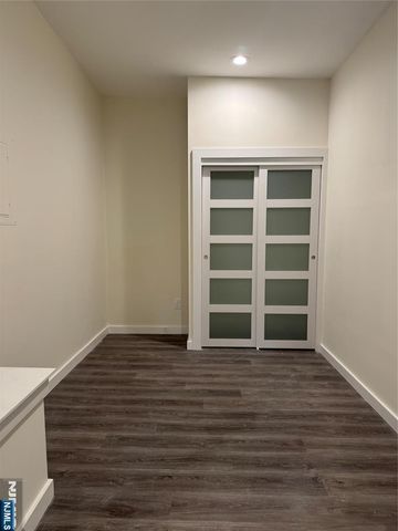 534 Durie Avenue 3, Closter, NJ 07624