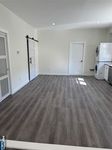 534 Durie Avenue 3, Closter, NJ 07624