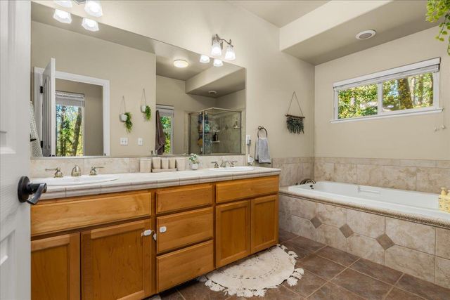 17704 Alexandra Way, Grass Valley, CA 95949