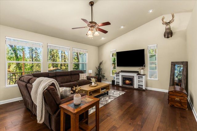 17704 Alexandra Way, Grass Valley, CA 95949