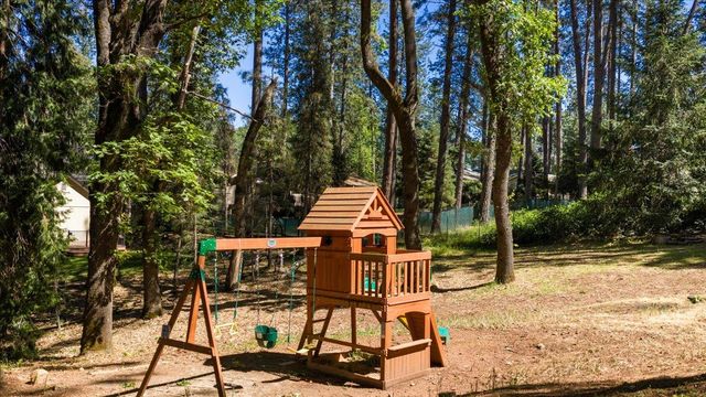 17704 Alexandra Way, Grass Valley, CA 95949