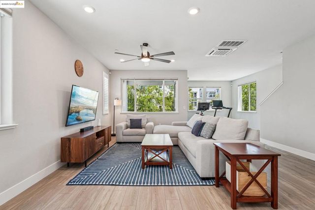 640 Martin Mariner, Alameda, CA 94501