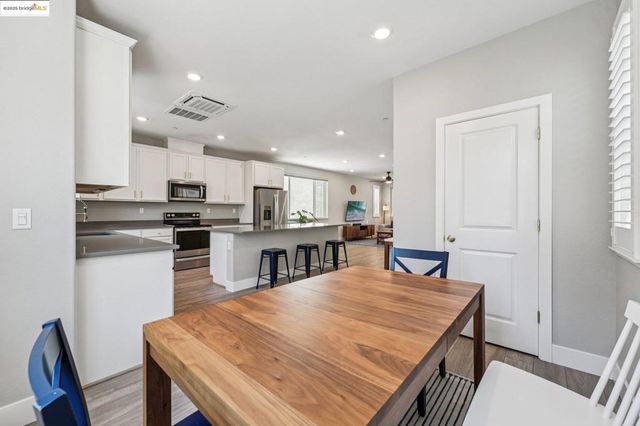 640 Martin Mariner, Alameda, CA 94501