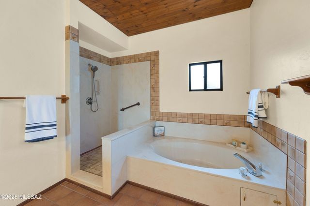 2614 &2616 N Grannen Road, Tucson, AZ 85745