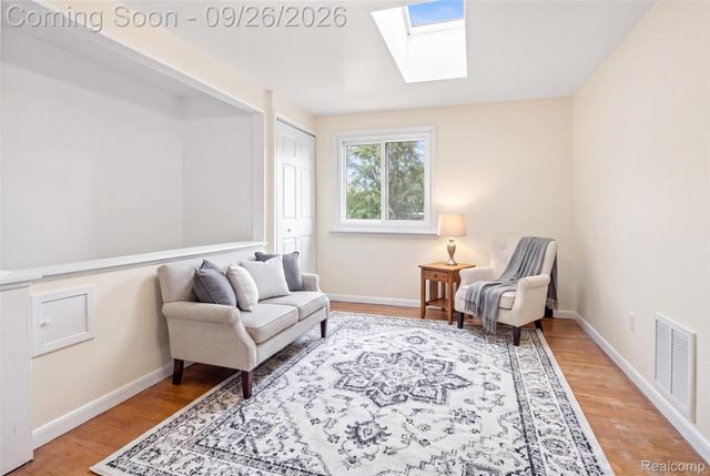 1149 Selma Street, Westland, MI 48186