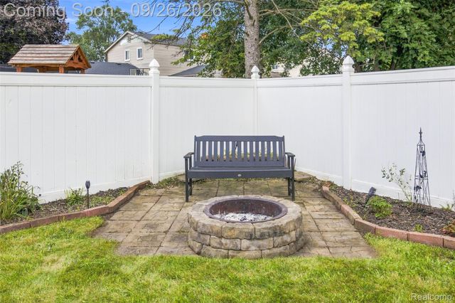 1149 Selma Street, Westland, MI 48186