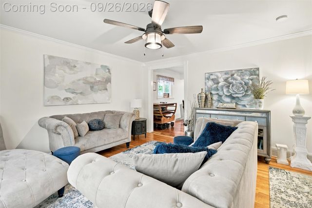 1149 Selma Street, Westland, MI 48186