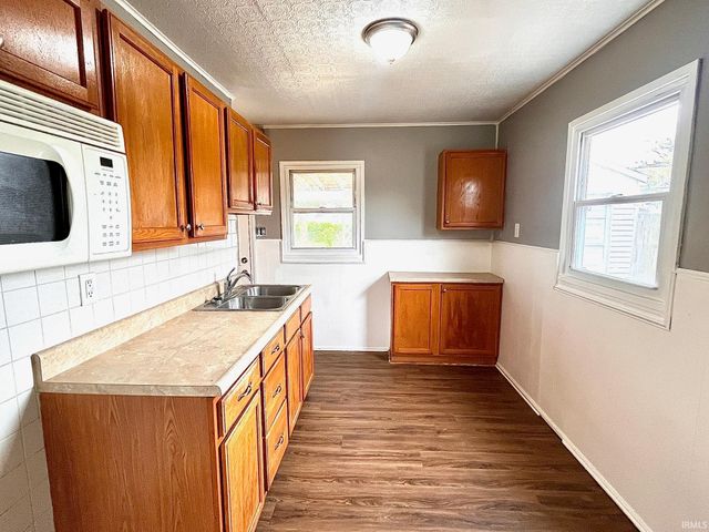 1407 Waggoner Avenue, Evansville, IN 47714