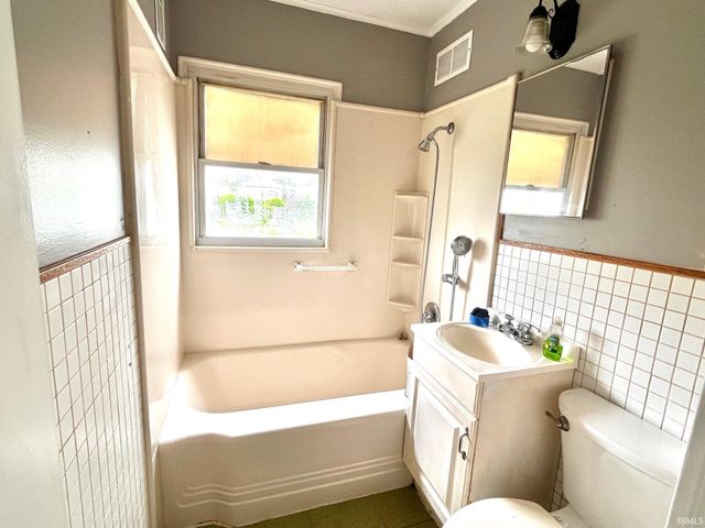 1407 Waggoner Avenue, Evansville, IN 47714