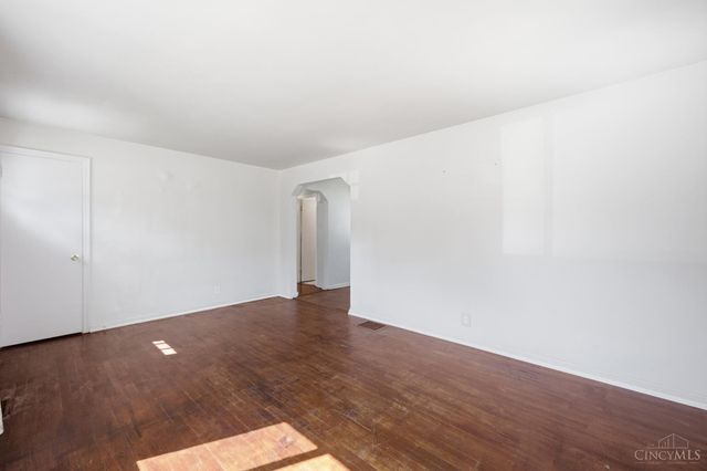 5719 Kiefer Court, Cincinnati, OH 45224