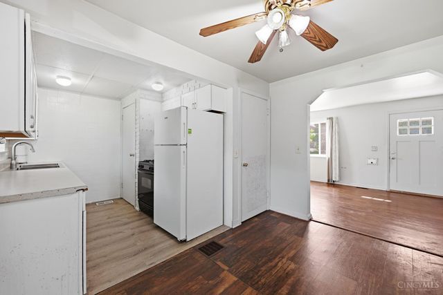 5719 Kiefer Court, Cincinnati, OH 45224